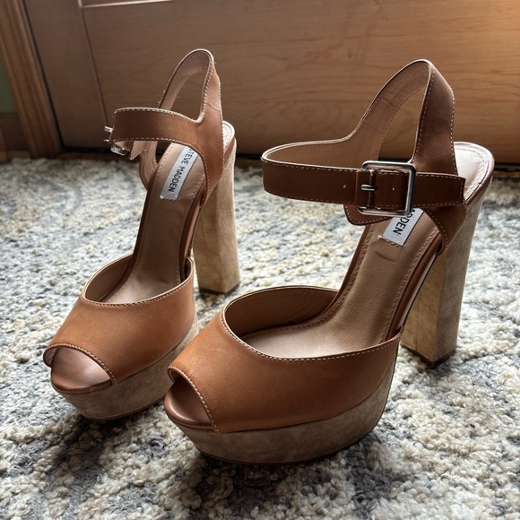 Steve Madden “Jillyy” Tan Leather Platform Peep Toe Heels NWOB Gorgeous! - Picture 9 of 16
